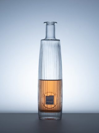 700ml liquor bottle